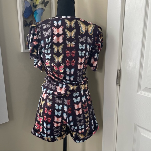 Butterfly Two Piece Set - Picture 5 of 7